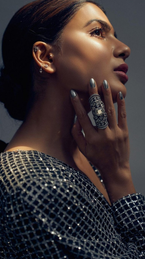 Samantha Akkineni South Actress Wallpaper For Mobile Dp