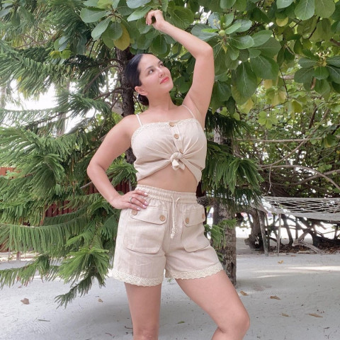 Sexy Sunny Leone New Photos For Mobile wallpaper free