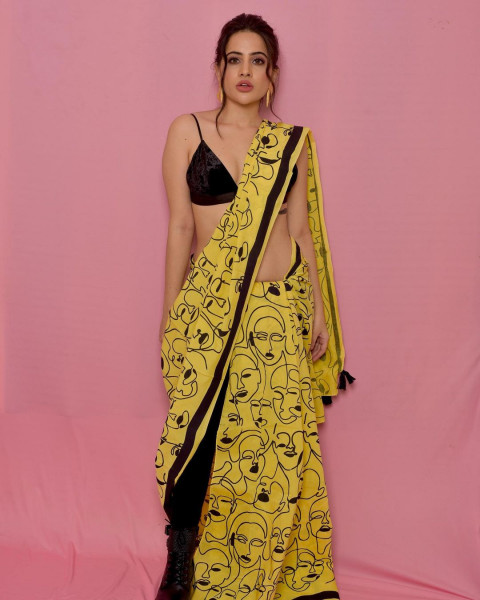 Sexy Urfi Javed Beautiful HD Photos Mobile   Wallpapers