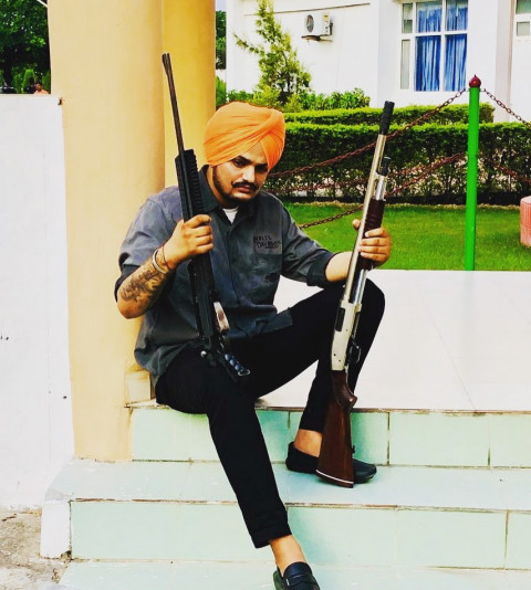 sidhu moose wala rifle imhage