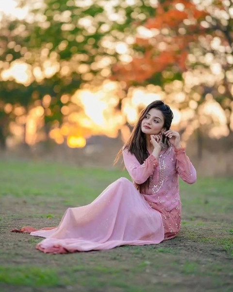 Sitting Girl CB Viral Photo Editing HD Snapseed Free