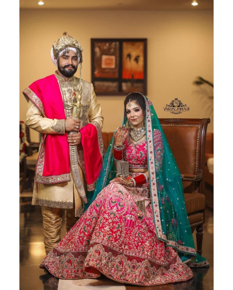 Stylish Look Girls Photoshoot Ideas For Wedding