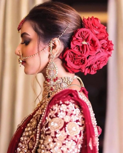 Stylish Look Girls Photoshoot Ideas For Wedding