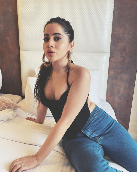 Urfi Javed Hot Beautiful HD Dp Mobile