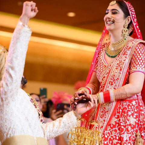 Wedding Couple Pic Full HD For Photoshoot Ideas