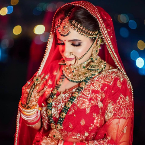 Wedding Photoshoot Dresses For Girls Wallpapers Pics