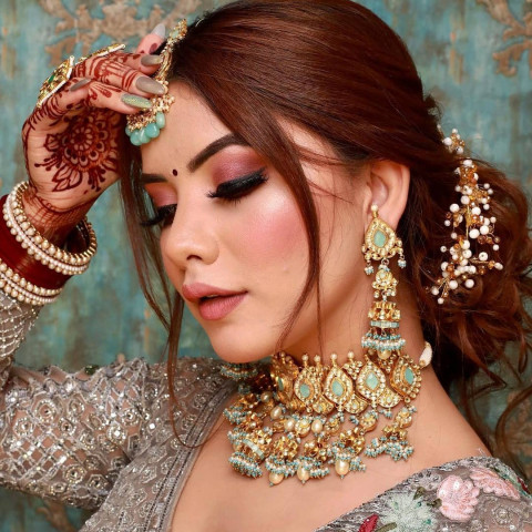 Wedding Photoshoot Dresses For Girls Wallpapers Pics