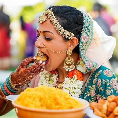 Wedding Photoshoot Poses Girl Pictures Full HD