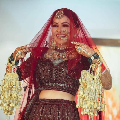 Wedding Photoshoot Poses Girl Pictures Full HD