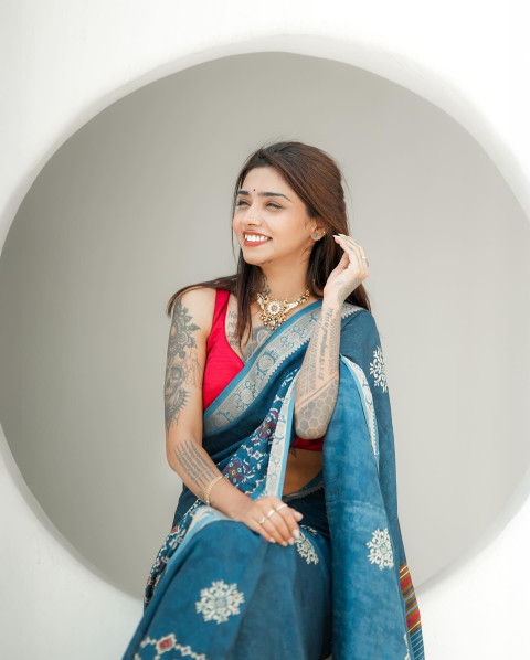 Wish Rathod Beautiful Look Photo In Saree