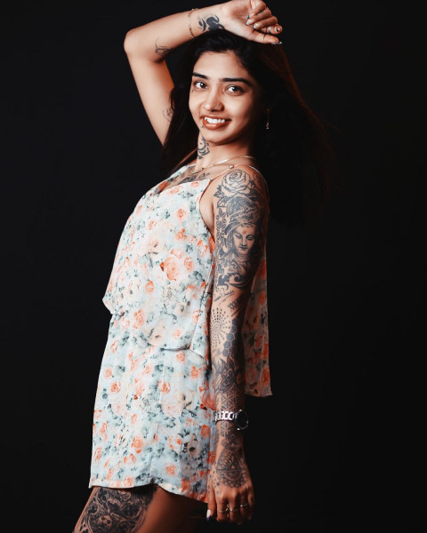 Wish Rathod Hot HD Photos & Wallpapers For Phone