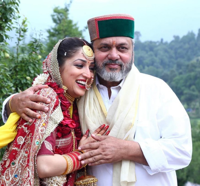 Yami Gautam Wallpapers Images Photos Pics HD Dp