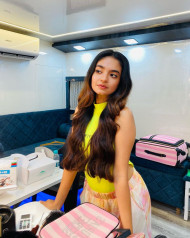 Outdoor Anushka Sen Hot Photos Images OyePhoto